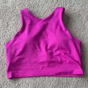 Conscious crop Athleta